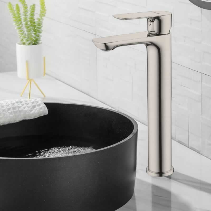 Single Handle Bathroom Faucet with Pop-Up Drain, Brushed Nickel, 14801HLQT(BN)